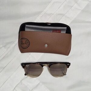 Ray-Ban Clubmaster Classic Sunglasses With Case and Cleaning Cloth